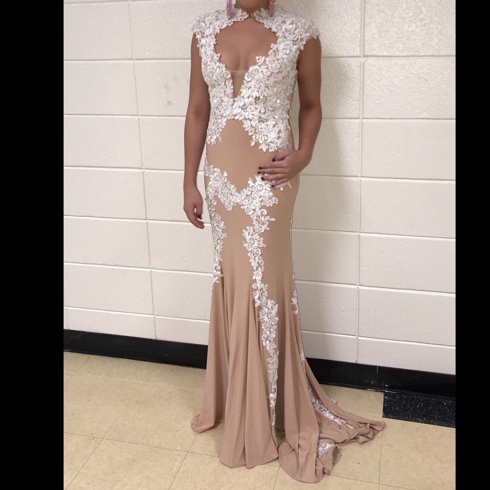 Jovani white and nude lace gown size 0